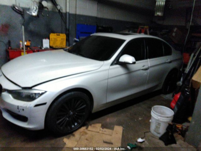 Photo 1 VIN: WBA3B3C50FJ984220 - BMW 328 