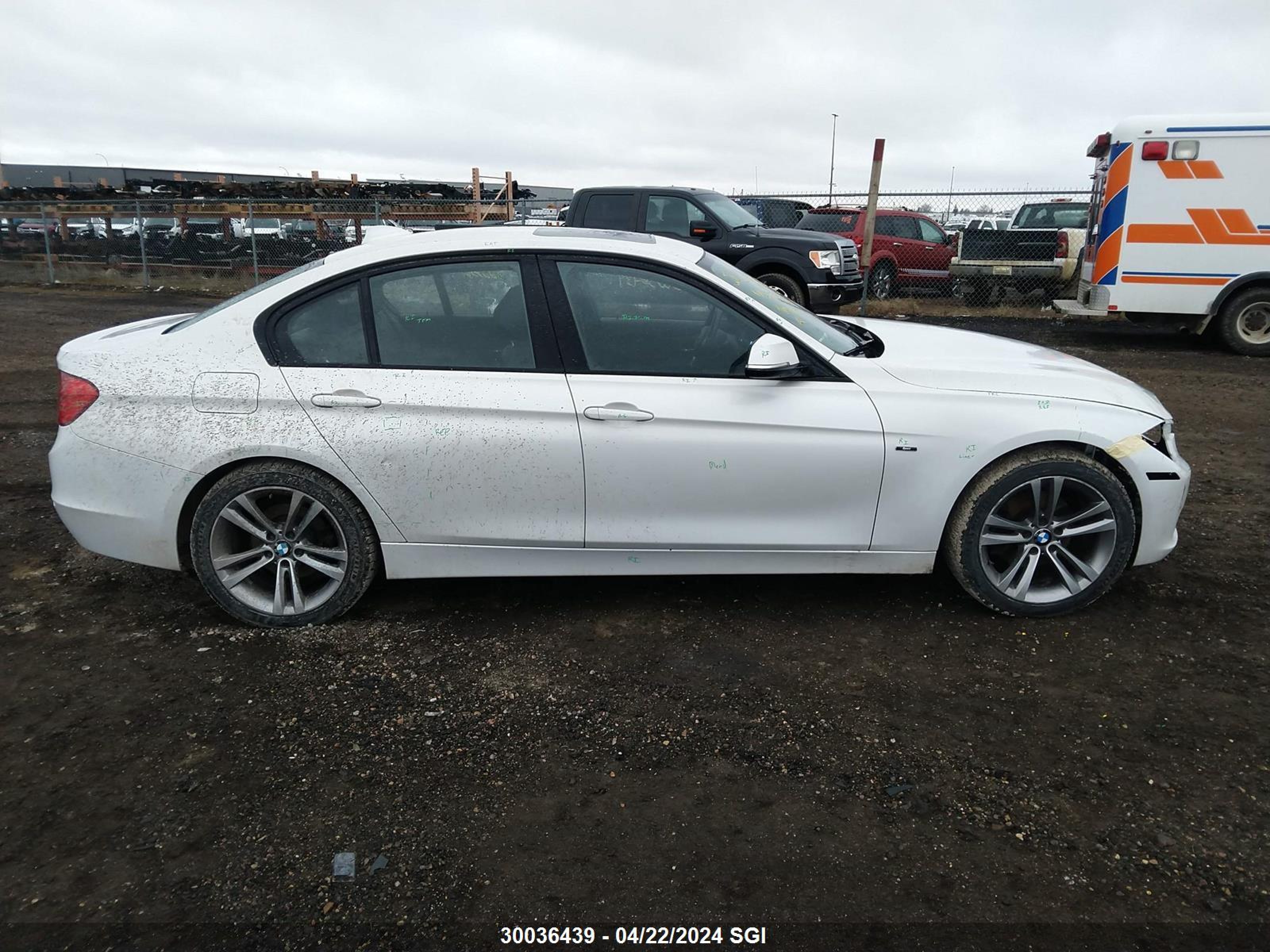 Photo 13 VIN: WBA3B3C51DF534477 - BMW 3ER 