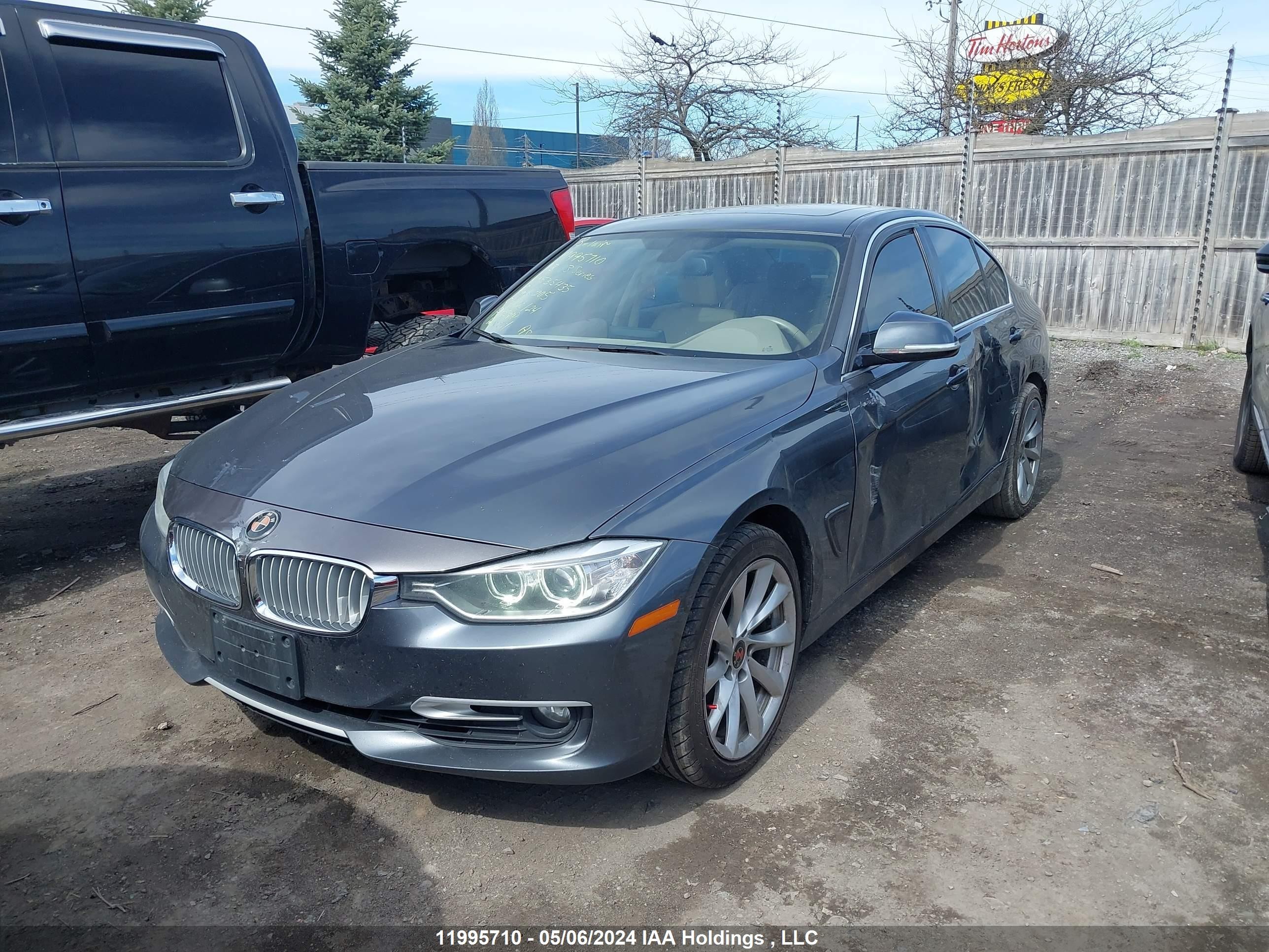 Photo 1 VIN: WBA3B3C51DF535435 - BMW 3ER 