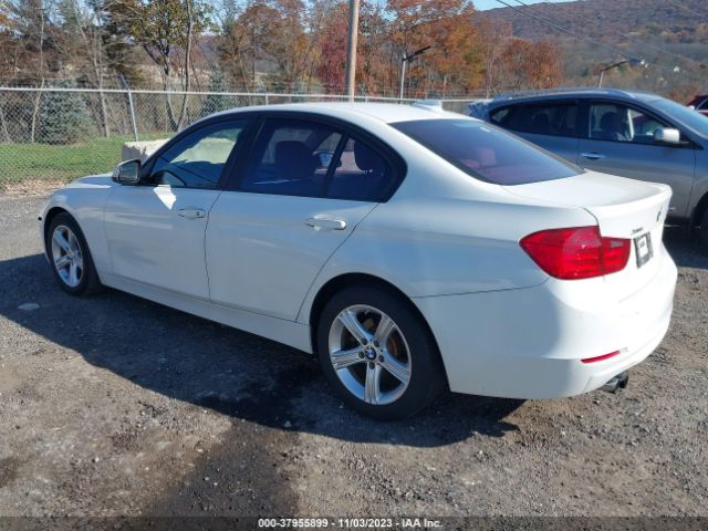 Photo 2 VIN: WBA3B3C52DF541695 - BMW 3 SERIES 