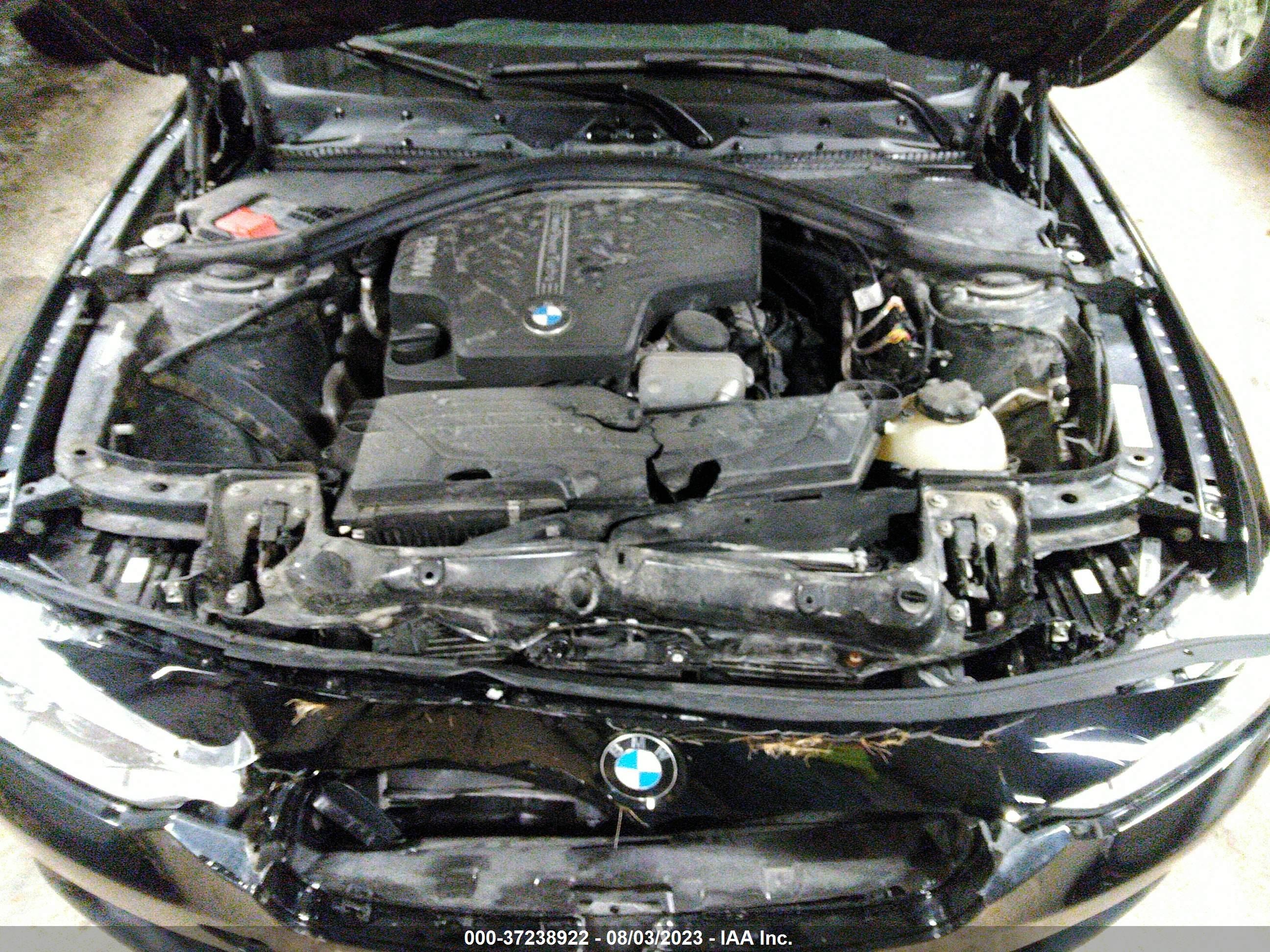 Photo 9 VIN: WBA3B3C52EJ977915 - BMW 3 SERIES 