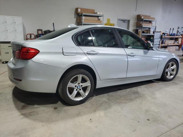 Photo 2 VIN: WBA3B3C53DF532990 - BMW 328 XI 