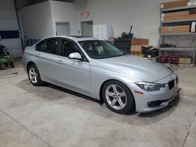 Photo 3 VIN: WBA3B3C53DF532990 - BMW 328 XI 