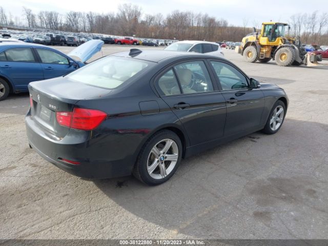 Photo 3 VIN: WBA3B3C54DF537275 - BMW 328I 