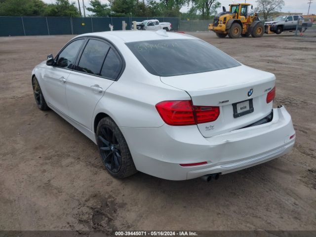 Photo 2 VIN: WBA3B3C55DF537768 - BMW 328I 