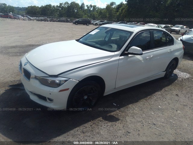 Photo 1 VIN: WBA3B3C55FF547381 - BMW 3 