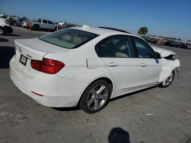 Photo 2 VIN: WBA3B3C56DF537777 - BMW 328 XI 