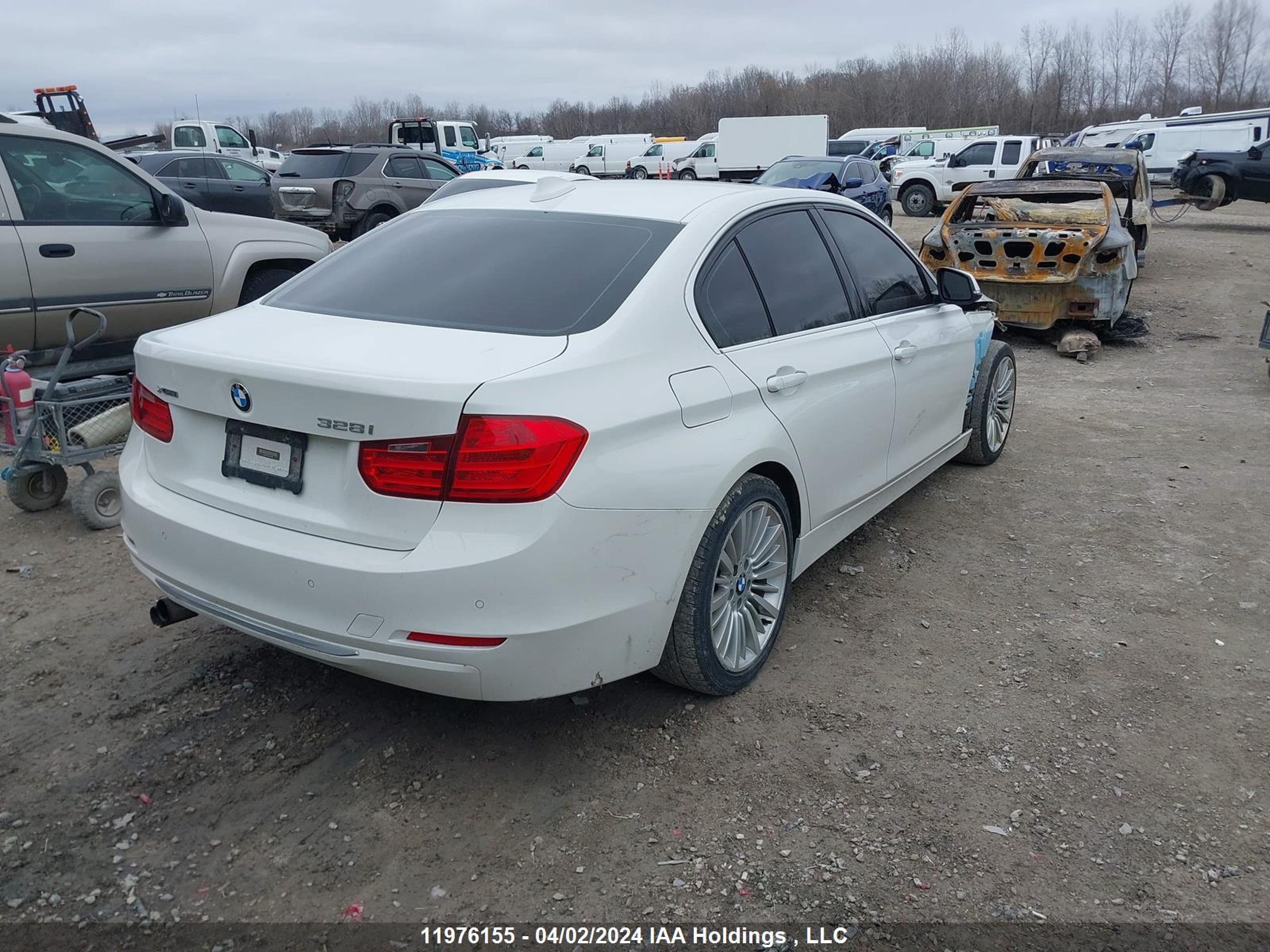 Photo 3 VIN: WBA3B3C56DJ976832 - BMW 3ER 