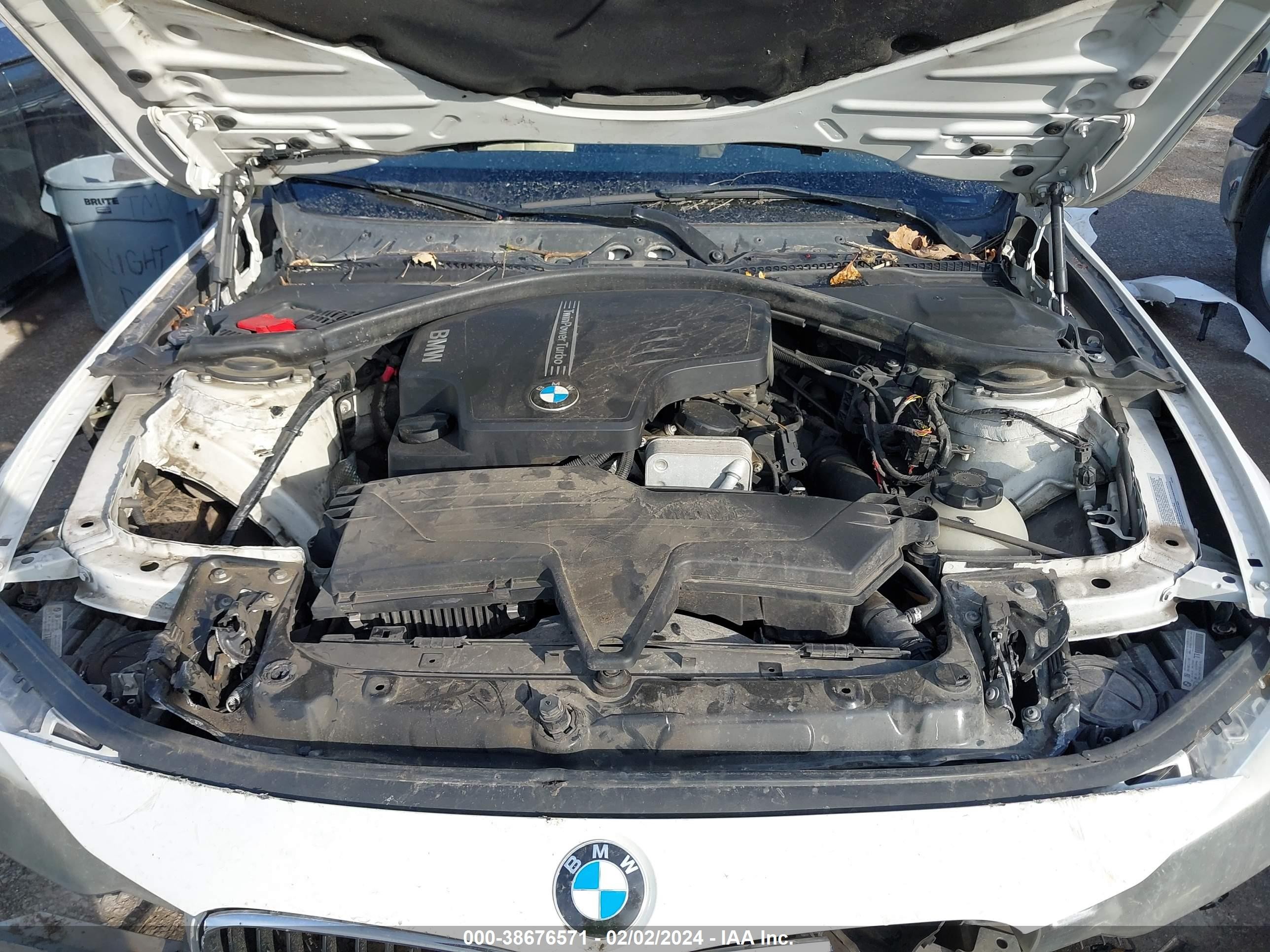 Photo 9 VIN: WBA3B3C57DF530918 - BMW 3ER 