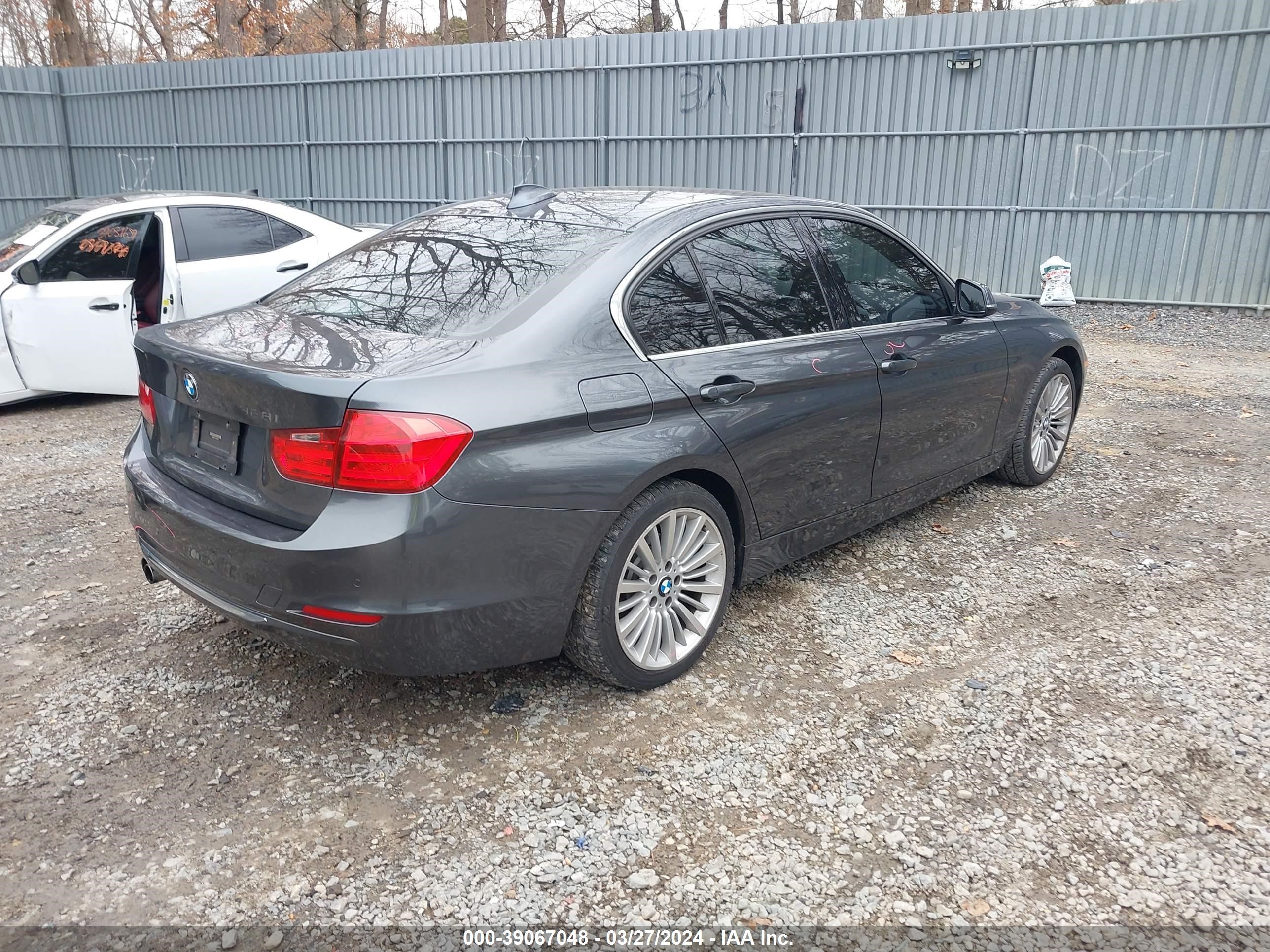 Photo 3 VIN: WBA3B3C57FJ984103 - BMW 3ER 