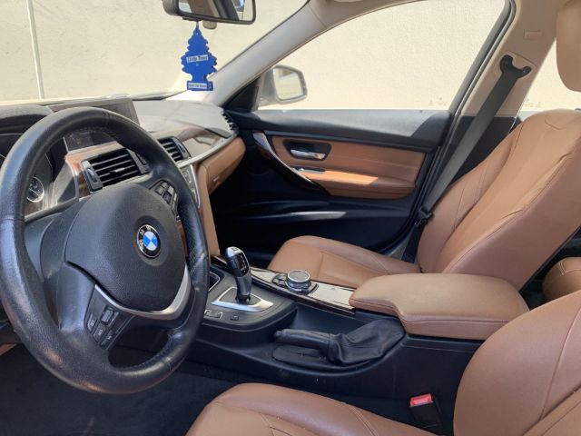 Photo 2 VIN: WBA3B3C58FF547701 - BMW 3 SERIES 