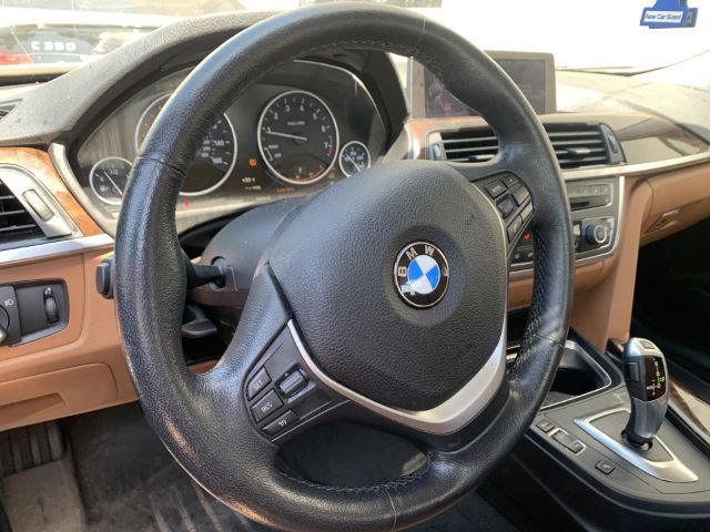 Photo 3 VIN: WBA3B3C58FF547701 - BMW 3 SERIES 