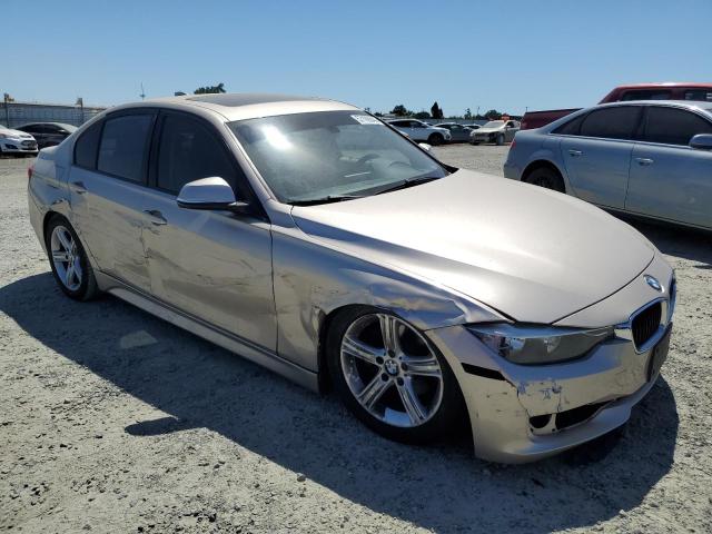 Photo 3 VIN: WBA3B3C59EJ978494 - BMW 3 SERIES 