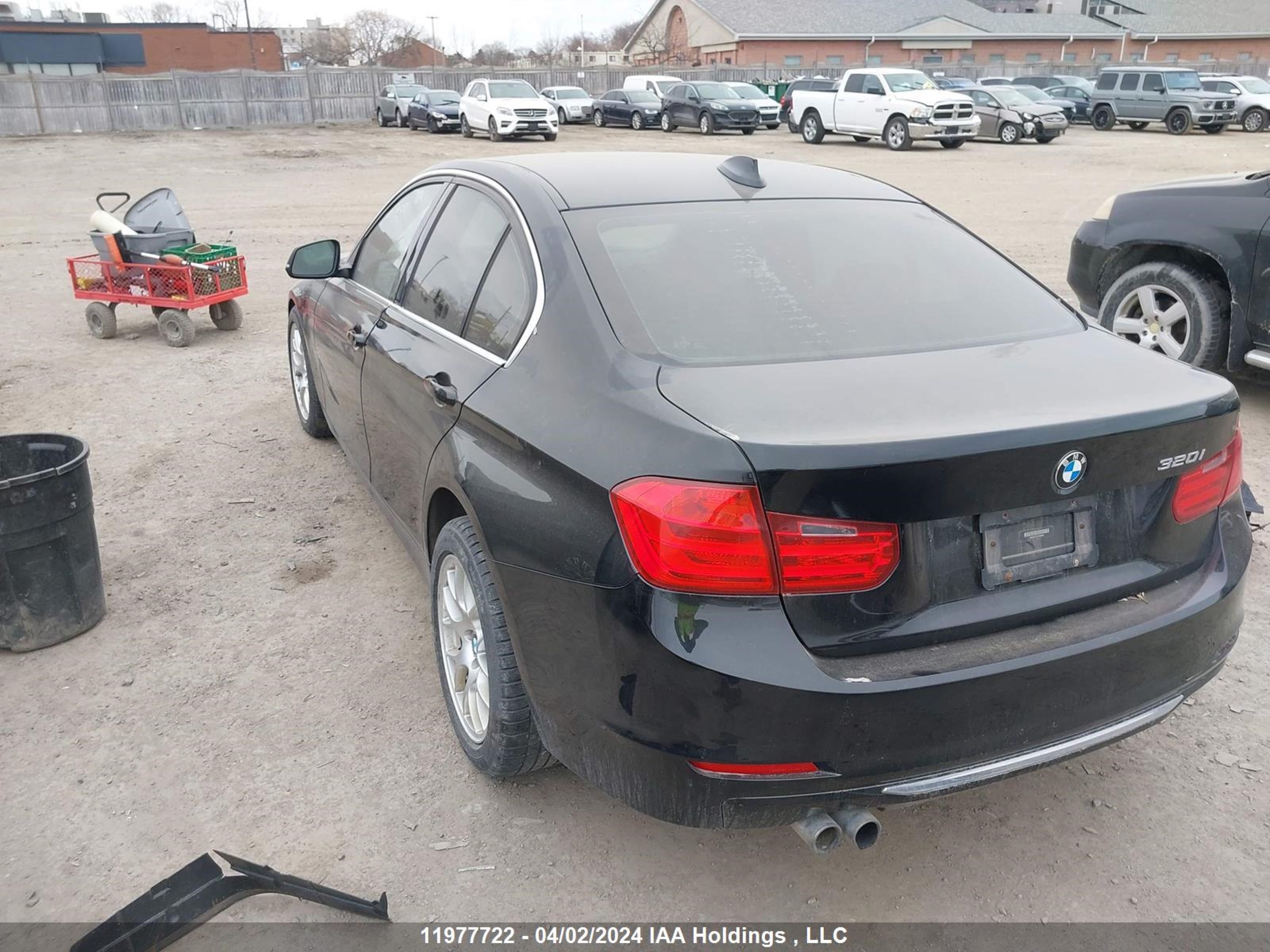 Photo 2 VIN: WBA3B3C59EJ983274 - BMW 3ER 