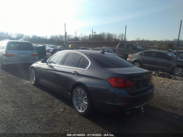 Photo 2 VIN: WBA3B3C5XDF537765 - BMW 3 