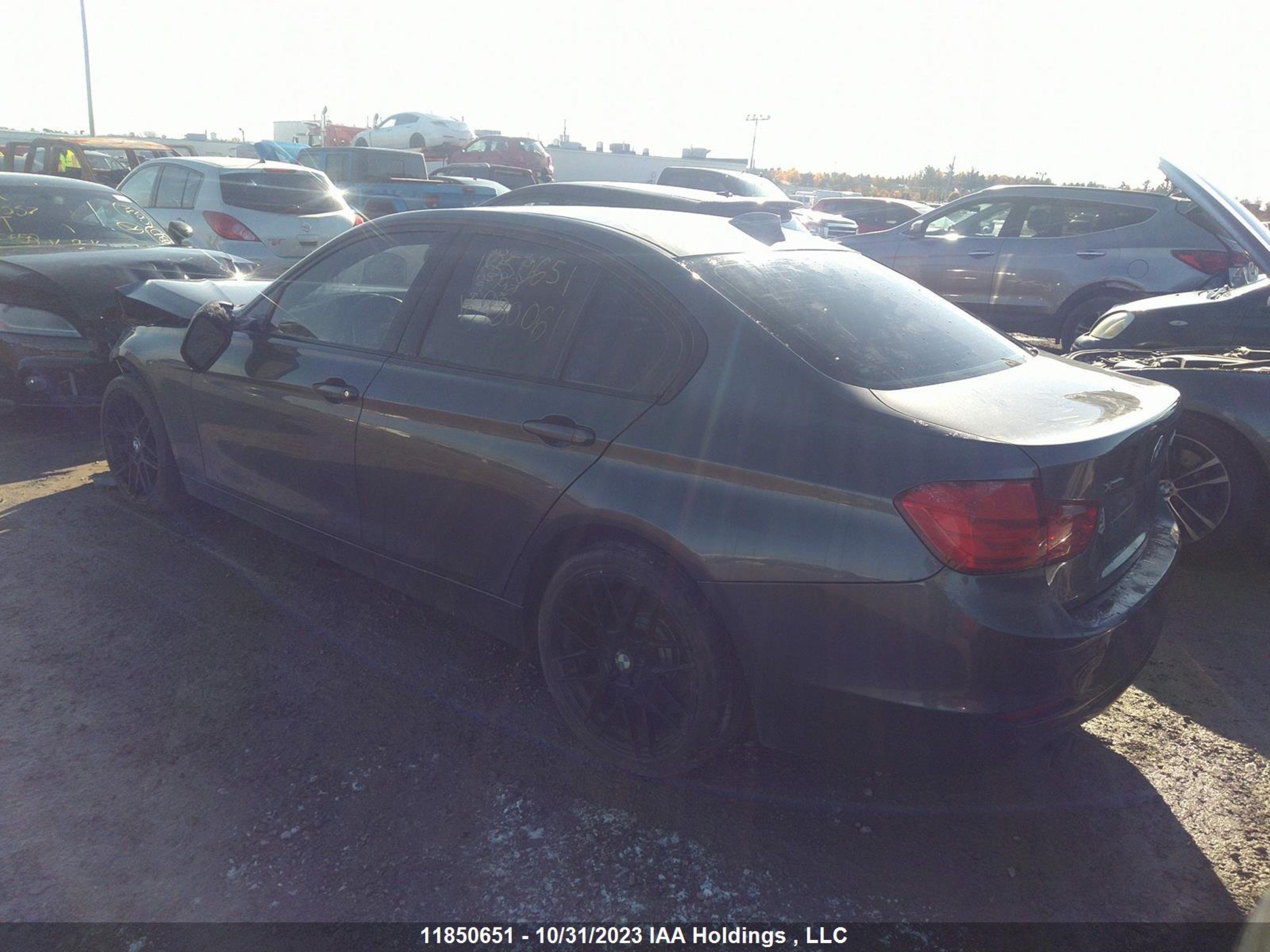 Photo 2 VIN: WBA3B3C5XEJ980061 - BMW 3ER 