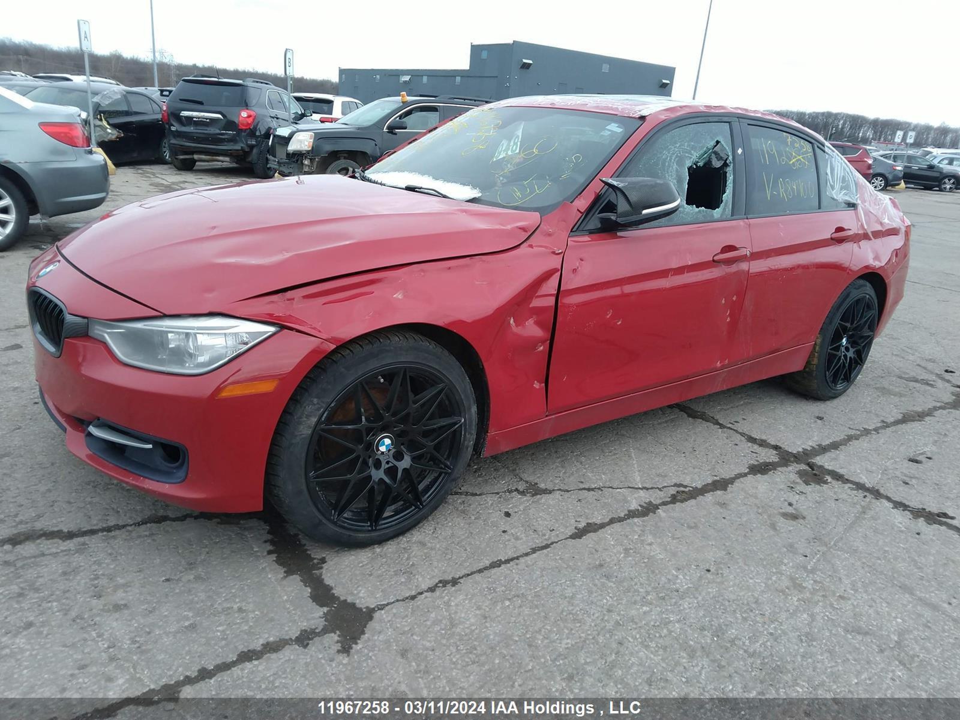 Photo 1 VIN: WBA3B3G50ENR84400 - BMW 3ER 