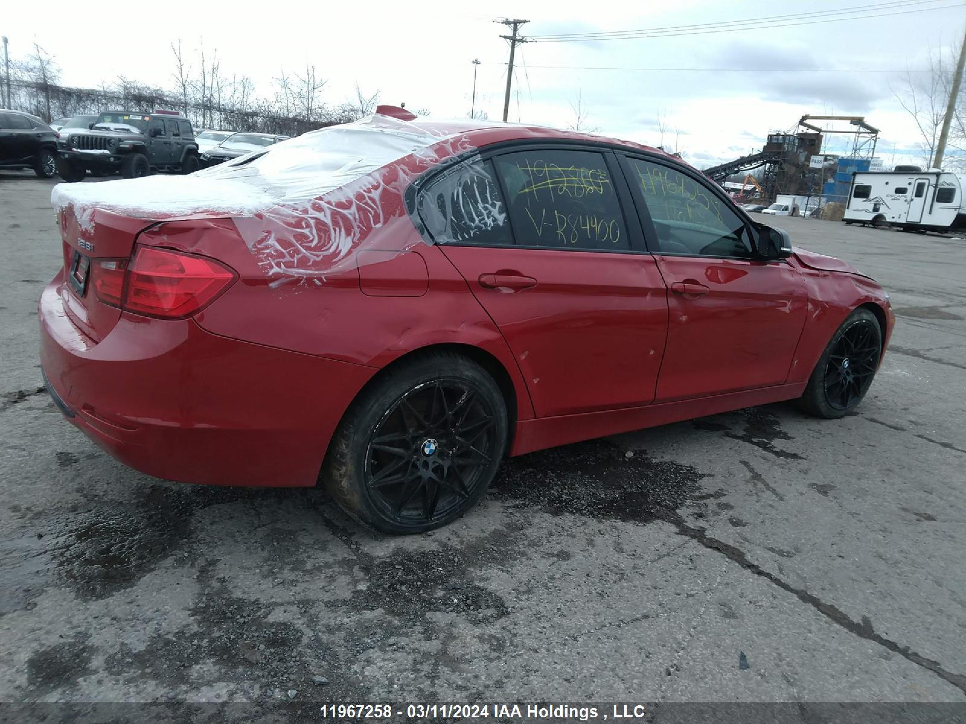 Photo 3 VIN: WBA3B3G50ENR84400 - BMW 3ER 