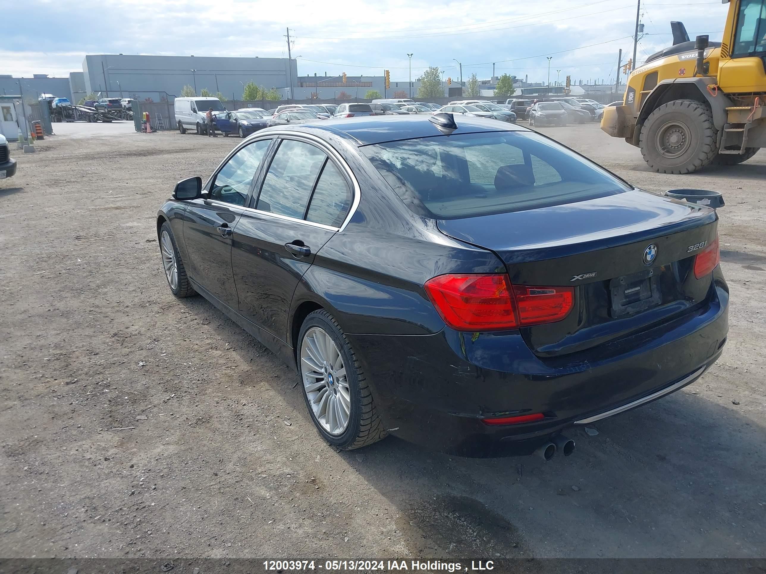 Photo 2 VIN: WBA3B3G51ENR83577 - BMW 3ER 