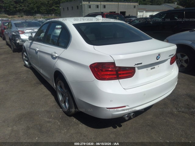 Photo 2 VIN: WBA3B3G52FNR85713 - BMW 328I 