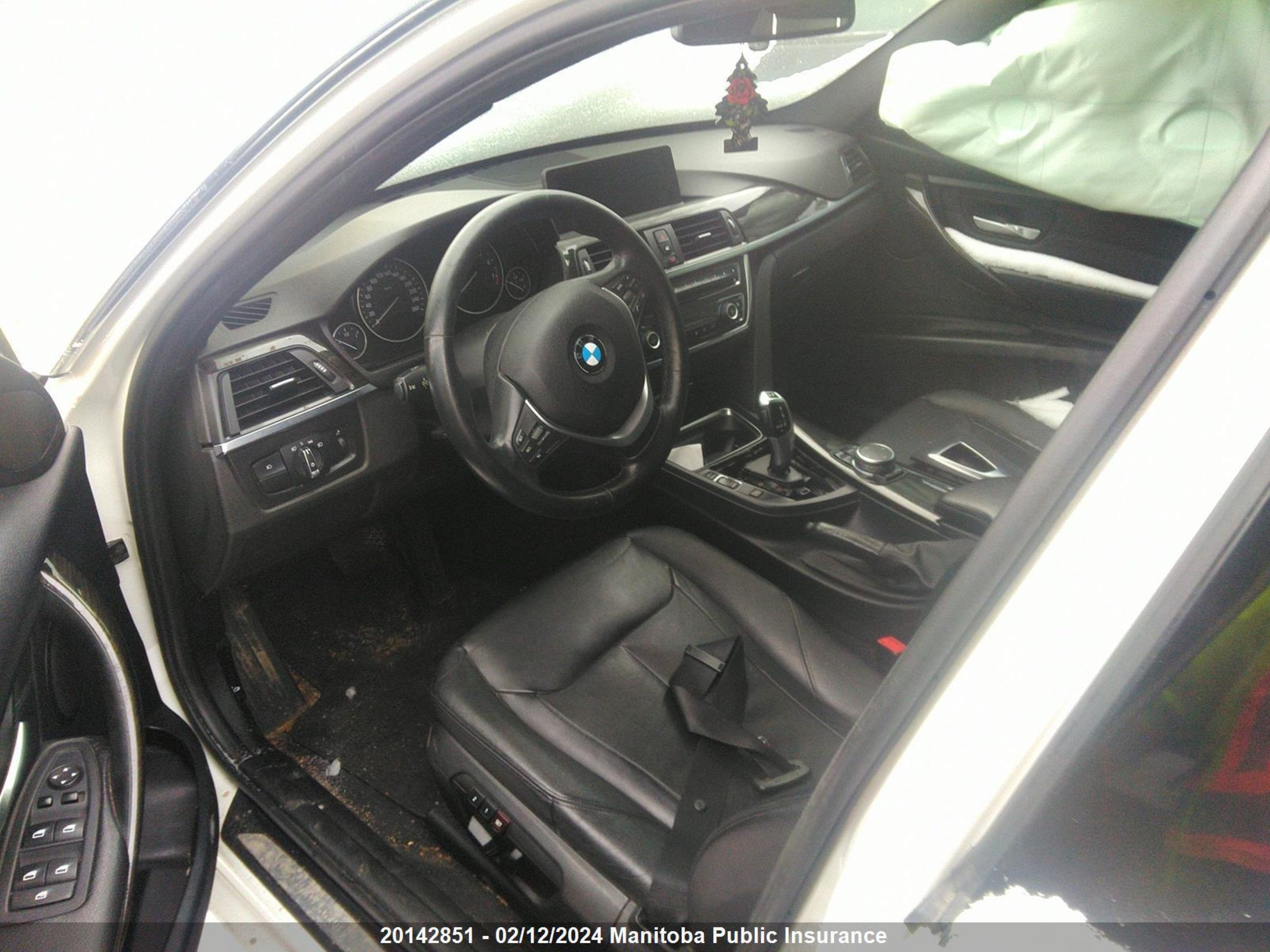 Photo 4 VIN: WBA3B3G55FNR87732 - BMW 3ER 