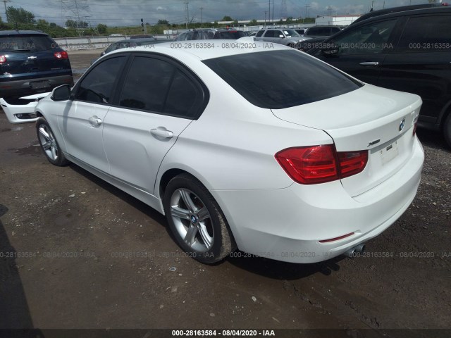 Photo 2 VIN: WBA3B3G56FNR87075 - BMW 3 SERIES 