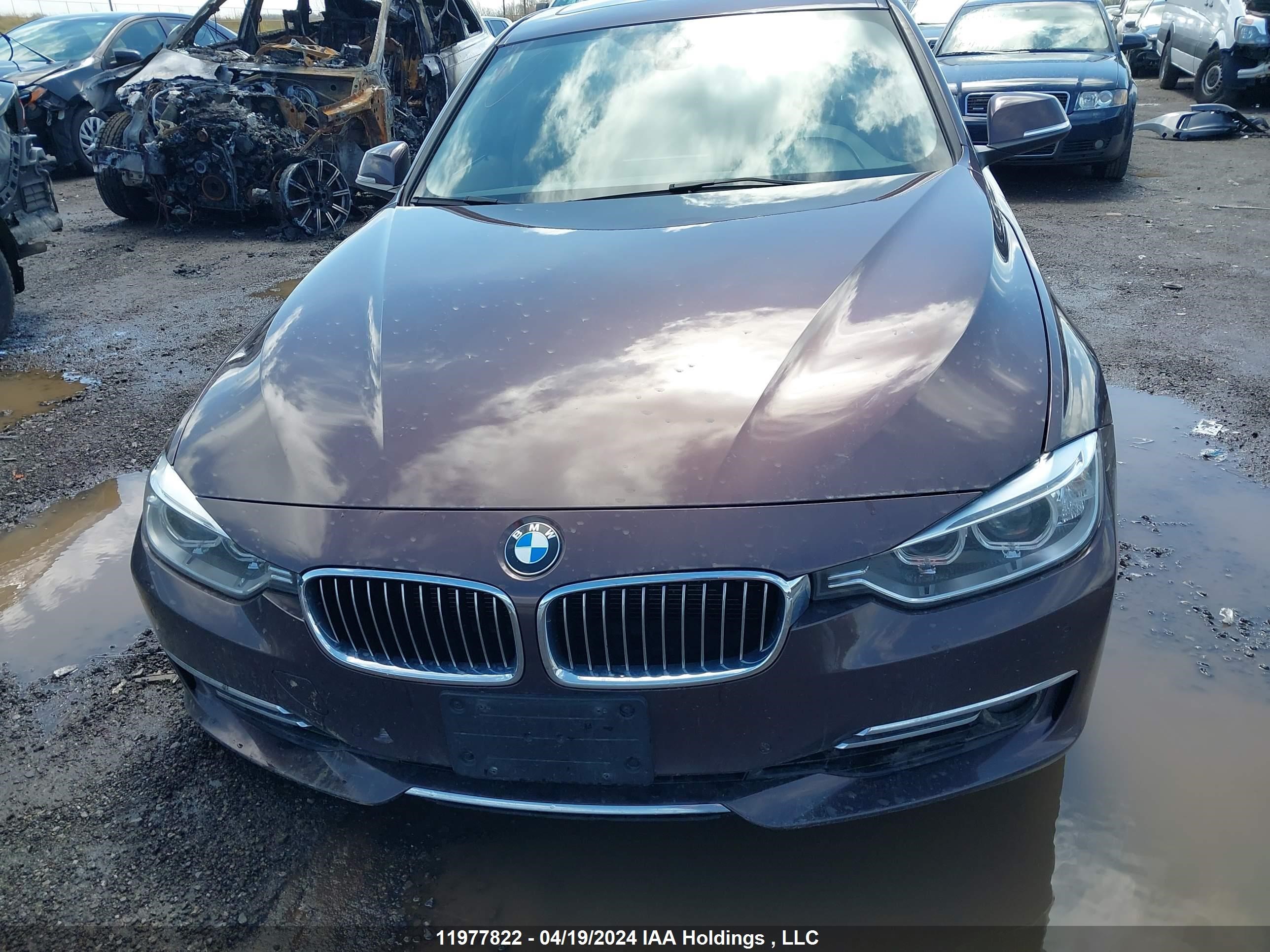 Photo 10 VIN: WBA3B3G57ENR83891 - BMW 3ER 