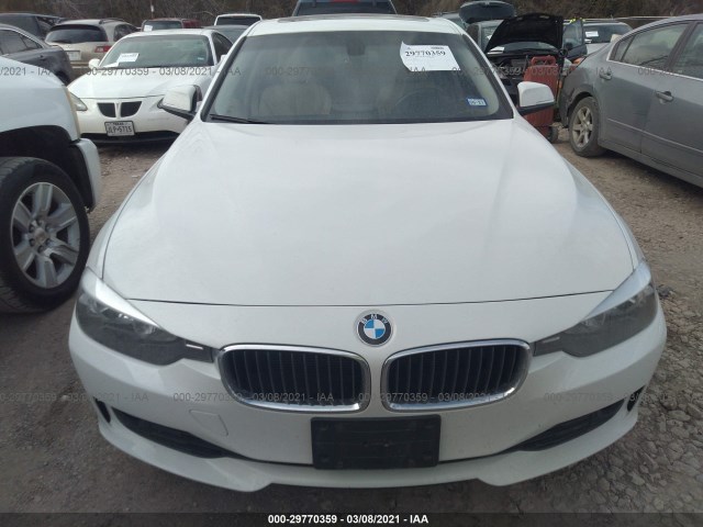 Photo 5 VIN: WBA3B3G58ENR82264 - BMW 3 