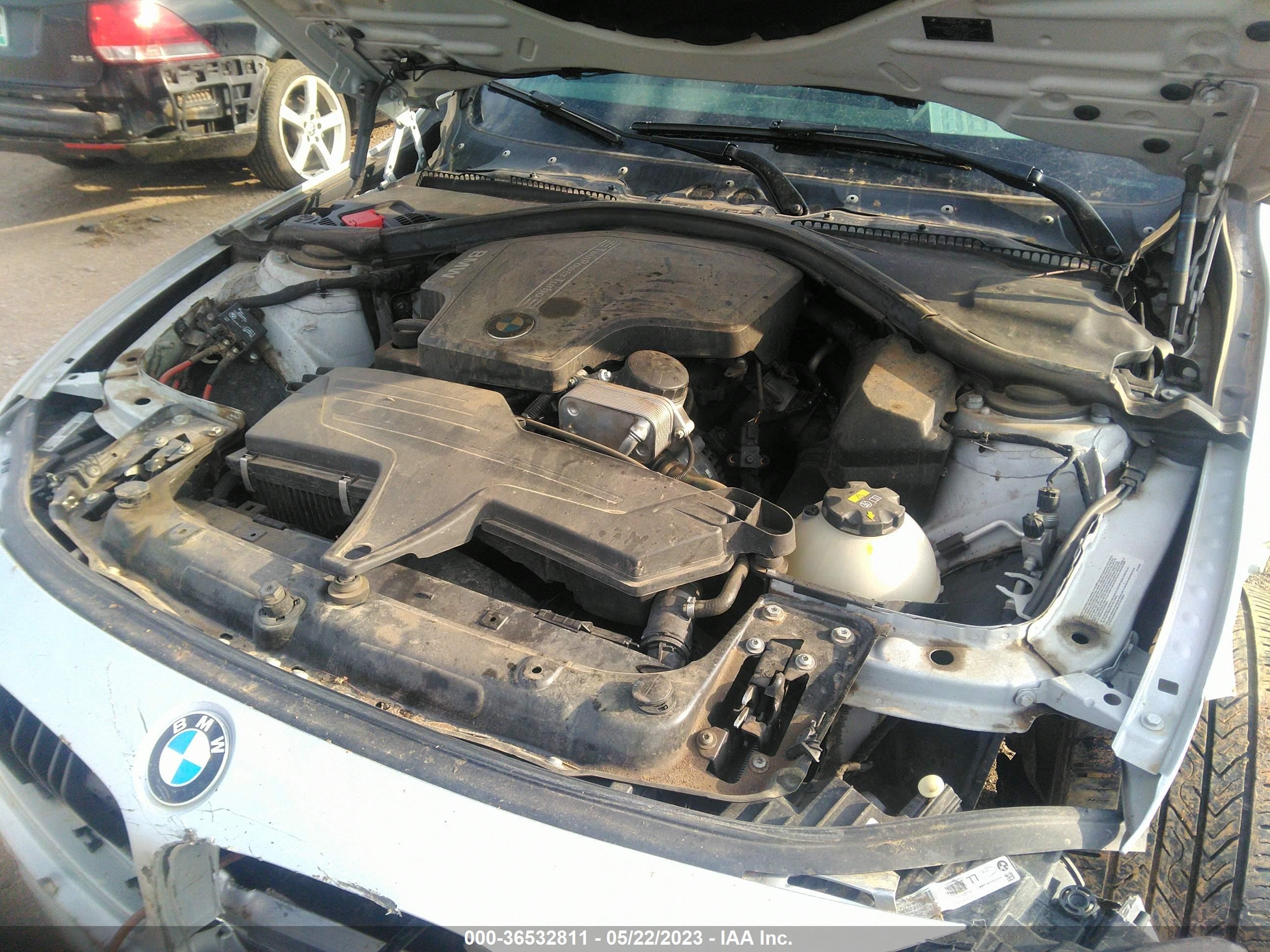 Photo 9 VIN: WBA3B3G5XENR83979 - BMW 3ER 