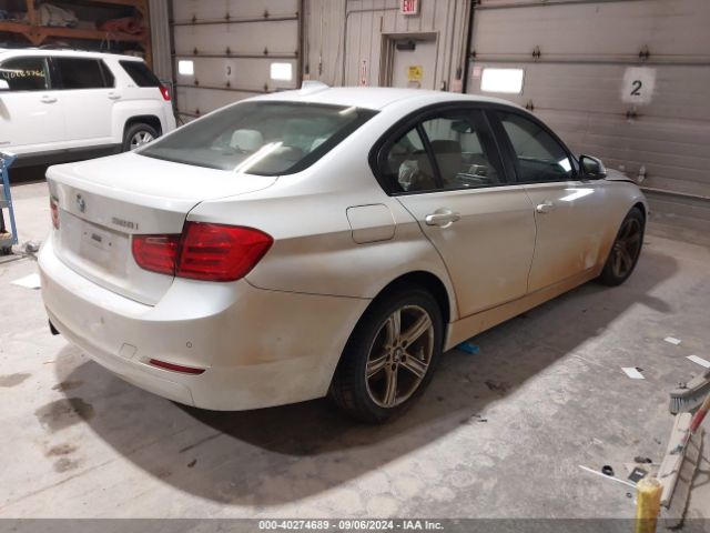 Photo 3 VIN: WBA3B3G5XFNT17822 - BMW 328I 