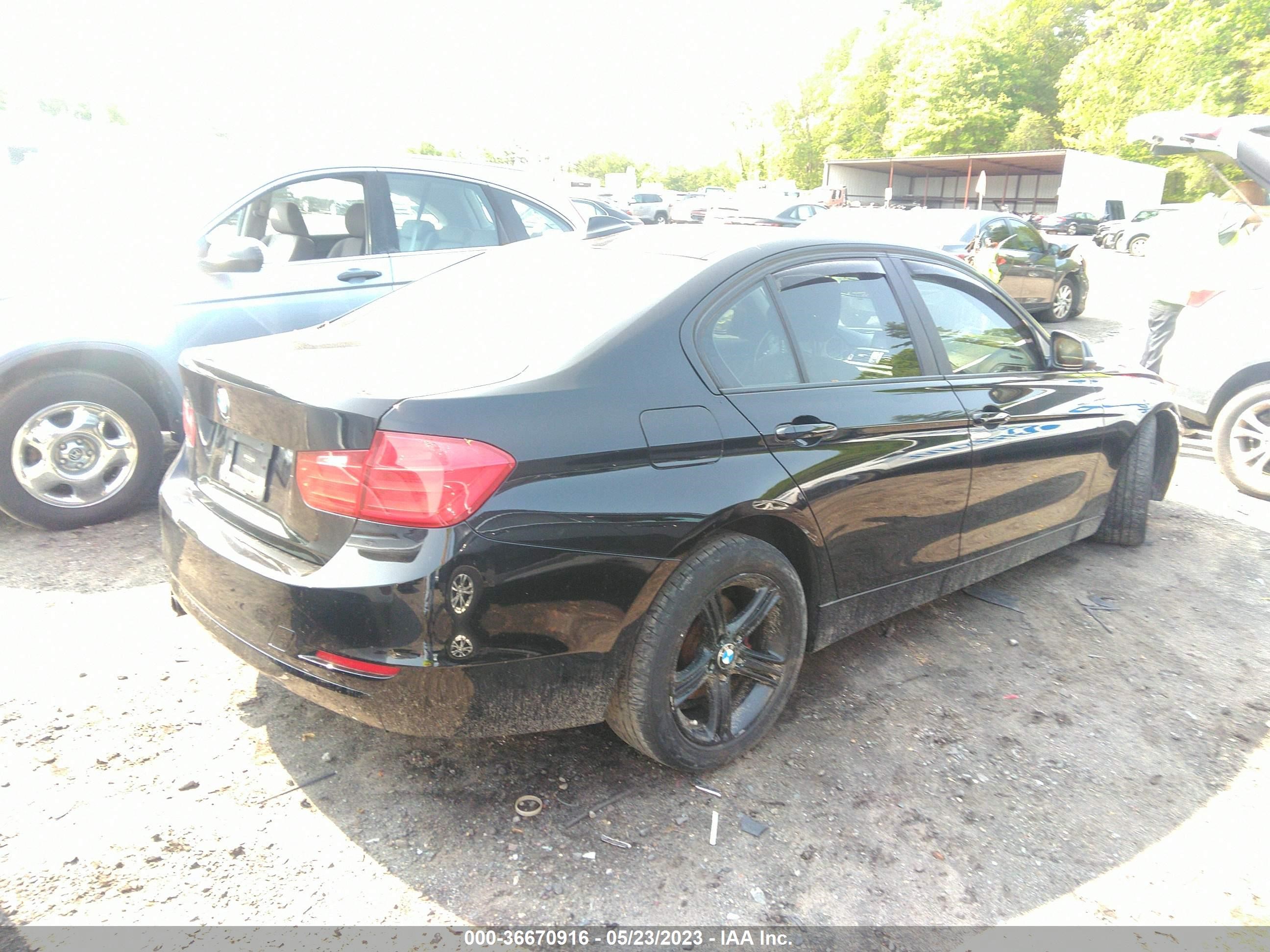 Photo 3 VIN: WBA3B5C50DF592897 - BMW 3ER 