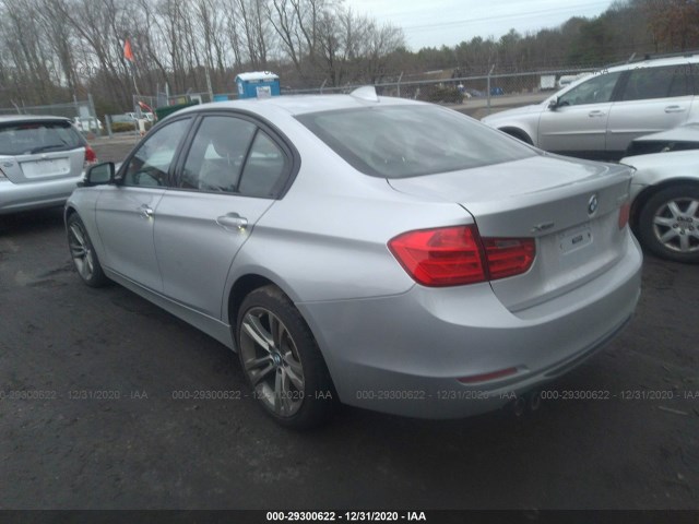 Photo 2 VIN: WBA3B5C50EP539712 - BMW 3 