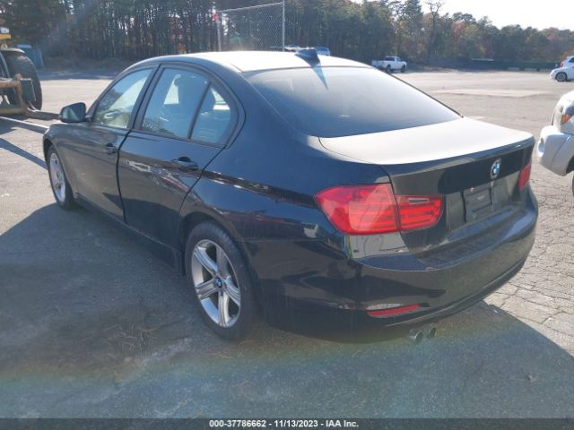 Photo 2 VIN: WBA3B5C50EP542125 - BMW 3 SERIES 