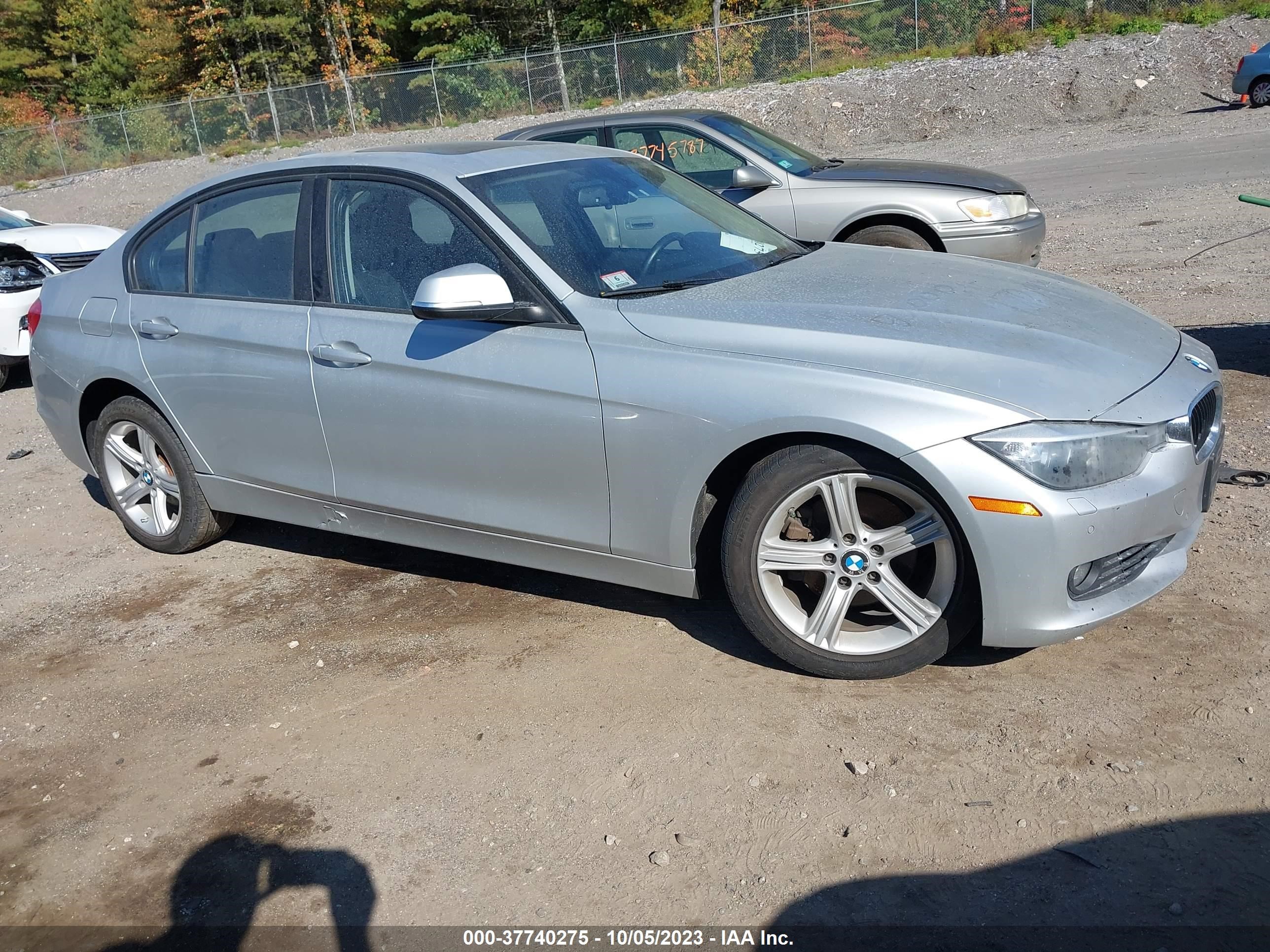 Photo 0 VIN: WBA3B5C50FF959834 - BMW 3ER 