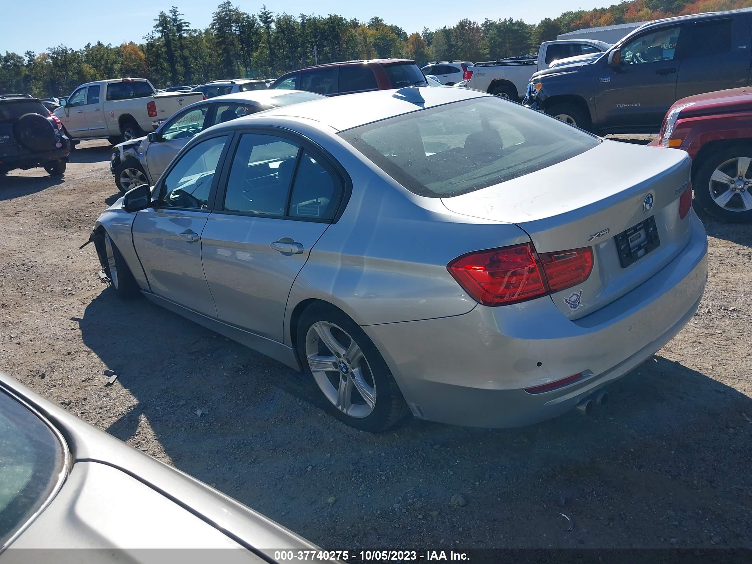 Photo 2 VIN: WBA3B5C50FF959834 - BMW 3ER 