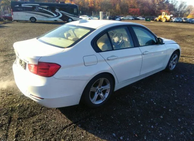 Photo 3 VIN: WBA3B5C51DF591385 - BMW 3 SERIES 