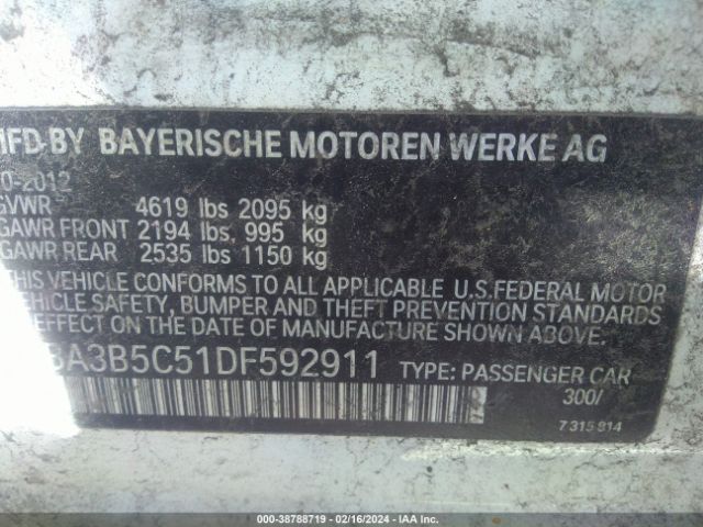 Photo 8 VIN: WBA3B5C51DF592911 - BMW 328I 