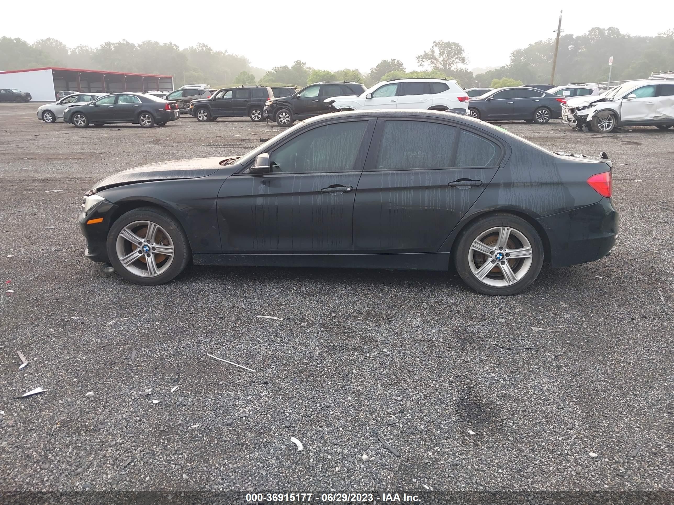 Photo 13 VIN: WBA3B5C51DF595288 - BMW 3ER 