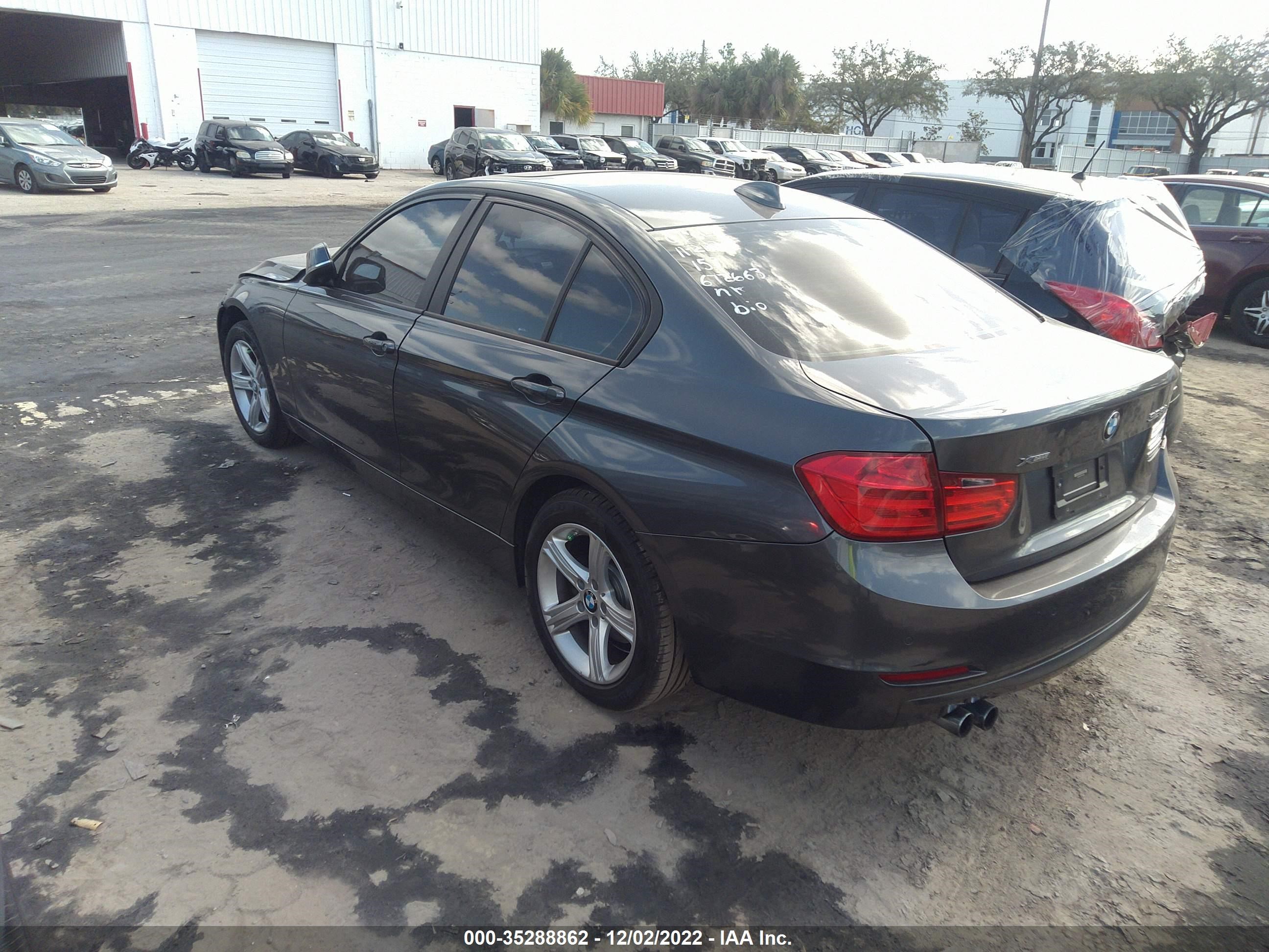 Photo 2 VIN: WBA3B5C51FF961706 - BMW 3ER 