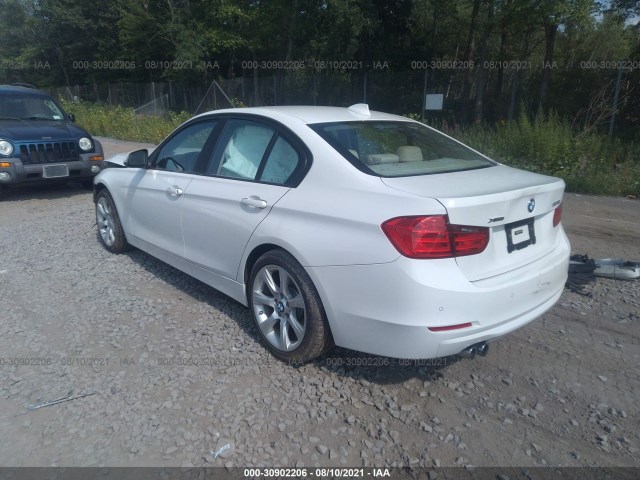 Photo 2 VIN: WBA3B5C51FF962029 - BMW 3 