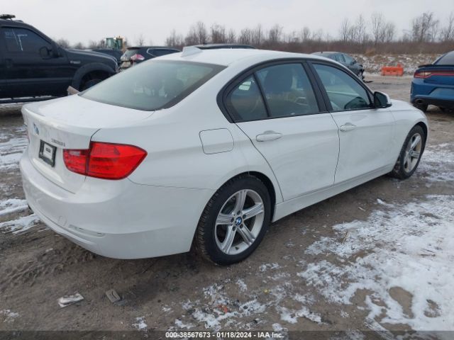 Photo 3 VIN: WBA3B5C52DF596255 - BMW 328I 