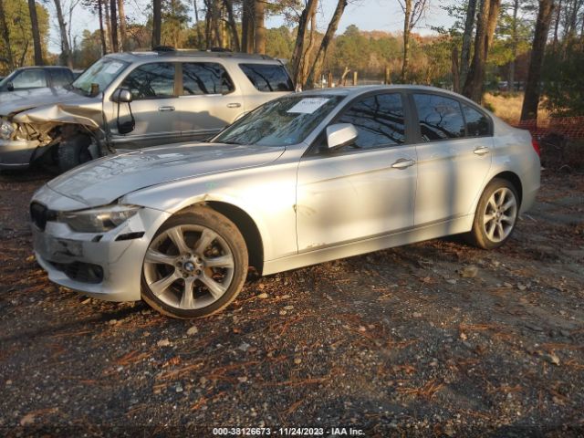 Photo 1 VIN: WBA3B5C52FF962850 - BMW 328I 