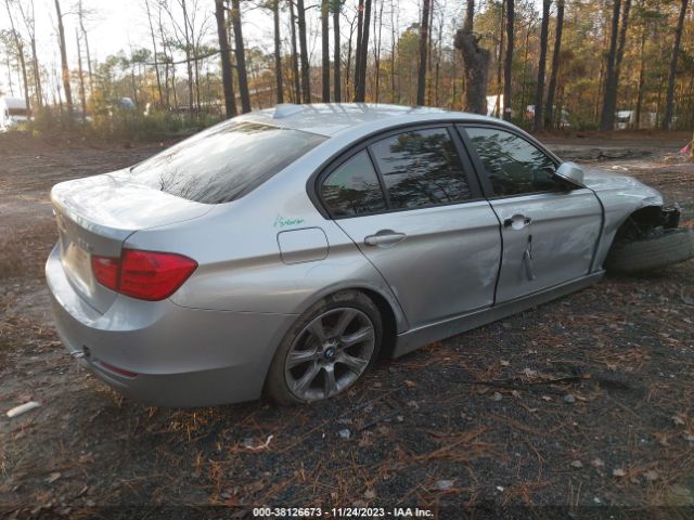 Photo 3 VIN: WBA3B5C52FF962850 - BMW 328I 