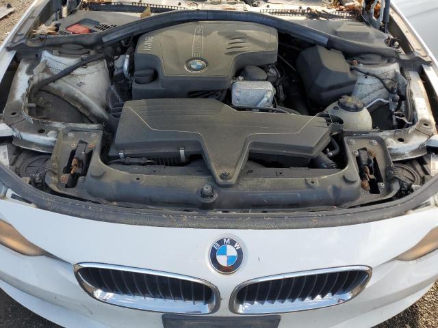 Photo 10 VIN: WBA3B5C52FP653129 - BMW 3 SERIES 