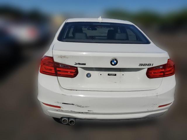 Photo 5 VIN: WBA3B5C52FP653129 - BMW 3 SERIES 