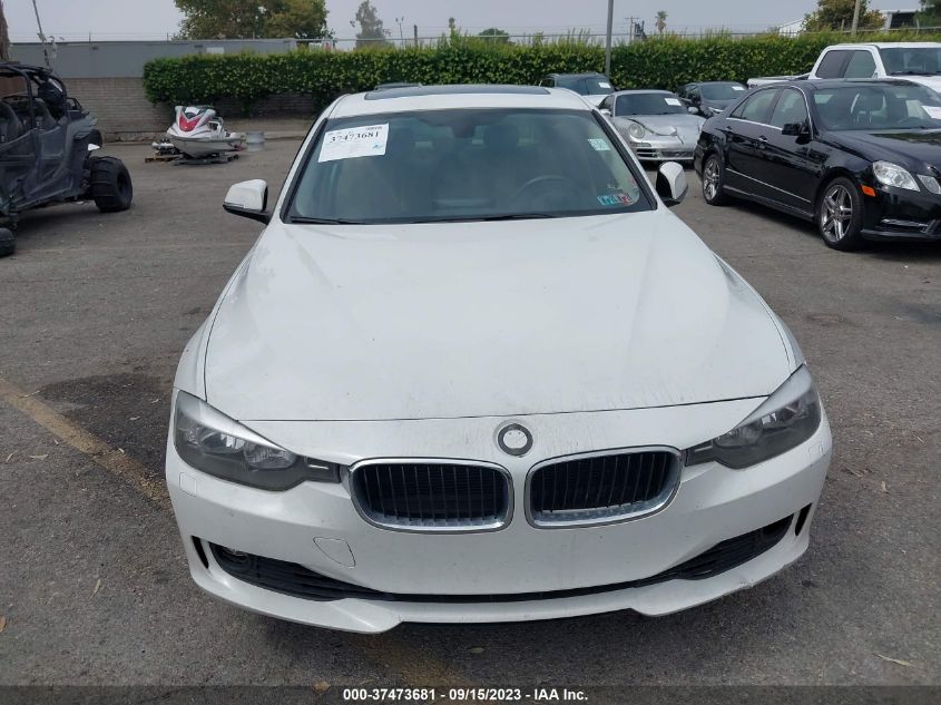 Photo 10 VIN: WBA3B5C52FP654359 - BMW 328I 