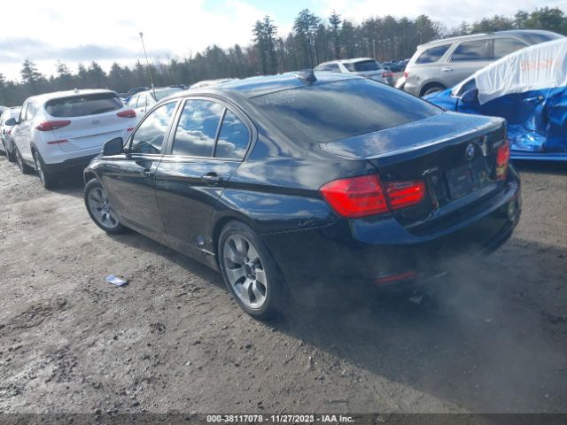 Photo 2 VIN: WBA3B5C53DF593381 - BMW 328I 