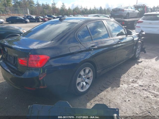 Photo 3 VIN: WBA3B5C53DF593381 - BMW 328I 