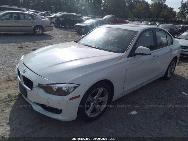 Photo 1 VIN: WBA3B5C53EF599313 - BMW 3 