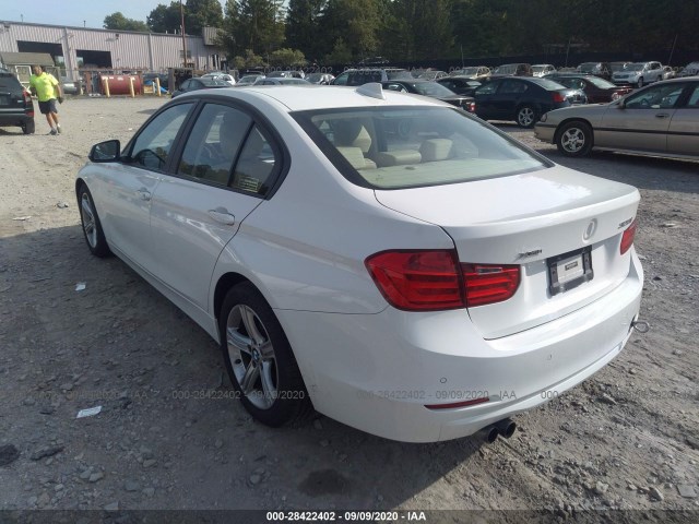 Photo 2 VIN: WBA3B5C53EF599313 - BMW 3 